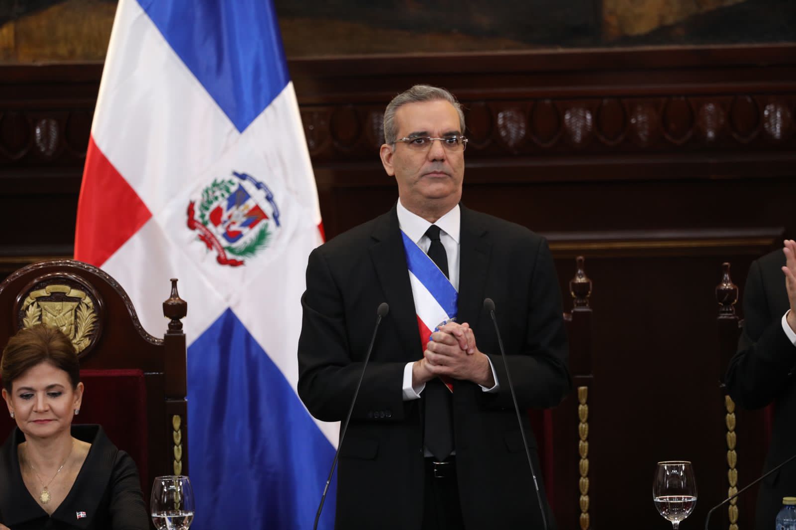 Gobierno entregará 300 mil nuevas tarjetas del programa Supérate - El ...